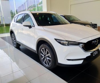 Mazda CX 5 2WD 2018 - Bán xe CX5 2018 + BH 2 năm, hỗ trợ vay 90%, giao xe liền tại HCM