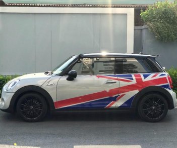 Mini Cooper 2015 - Bán Mini Cooper năm 2015, màu trắng, xe nhập