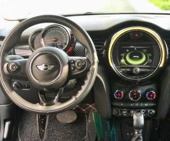 Mini Cooper 2015 - Bán Mini Cooper năm 2015, màu trắng, xe nhập