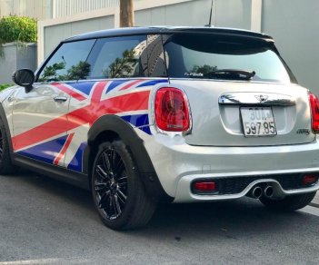 Mini Cooper 2015 - Bán Mini Cooper năm 2015, màu trắng, xe nhập