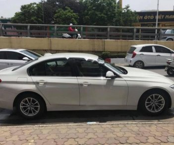 BMW 3 Series 320i 2012 - Bán BMW 3 Series 320i đời 2012, màu trắng, xe nhập  