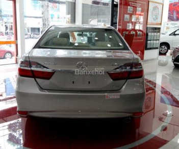 Toyota Camry 2.0E 2017 - Bán Toyota Camry 2.0E giá ưu đãi, hỗ trợ vay 95% giá trị xe, giảm lên tới 32 triệu