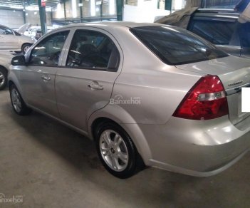 Chevrolet Aveo MT 2013 - Bán Chevrolet Aveo MT năm 2013, màu bạc, giá bán 295tr, 69.000km, BH 1 năm, xe đẹp không lỗi