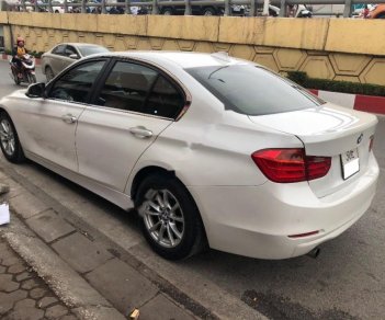 BMW 3 Series 320i 2012 - Cần bán gấp BMW 3 Series 320i sản xuất năm 2012, màu trắng, nhập khẩu giá cạnh tranh