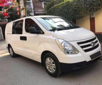 Hyundai Grand Starex 2016 - Bán Hyundai Grand Starex năm 2016, màu trắng, xe nhập  