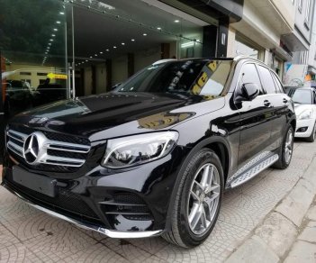 Mercedes-Benz GL  C 300 2017 - Cần bán lại xe Mercedes C 300 sản xuất 2017, màu đen, giá tốt