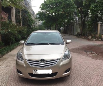 Toyota Vios E 2010 - Bán Toyota Vios E 2010, màu vàng cát, 288tr, anh Công SĐT 0964961855