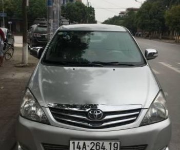 Toyota Innova 2009 - Bán Toyota Innova đời 2009, màu bạc đẹp như mới, giá chỉ 425 triệu