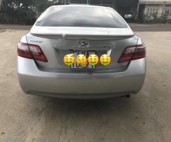 Toyota Camry 2008 - Cần bán gấp Toyota Camry đời 2008, màu bạc, nhập khẩu nguyên chiếc, 765 triệu