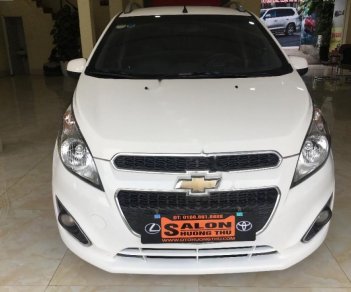 Chevrolet Spark 2013 - Cần bán gấp Chevrolet Spark sản xuất 2013, màu trắng