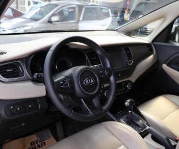 Kia Rondo GAT 2017 - Bán Kia Rondo 2.0AT 2017, màu trắng, giá cạnh tranh, 638 triệu