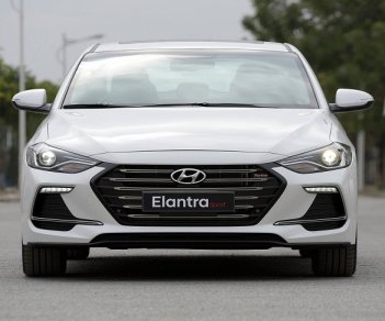 Hyundai Elantra 2018 - Giới thiệu Hyundai Elantra Sport 2018, xe sẵn giao ngay