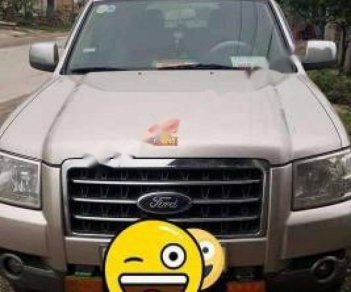 Ford Everest 2008 - Cần bán gấp Ford Everest 2008, xe gia đình