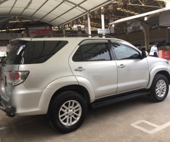 Toyota Fortuner G 2014 - Bán xe Toyota Fortuner G năm 2014, màu bạc, hỗ trợ giá tốt