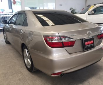 Toyota Camry 2.5Q 2015 - Bán Toyota Camry 2.5Q đời 2015, màu nâu