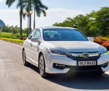 Honda Accord 2018 - Bán Honda Accord đời 2018, màu trắng, giá tốt