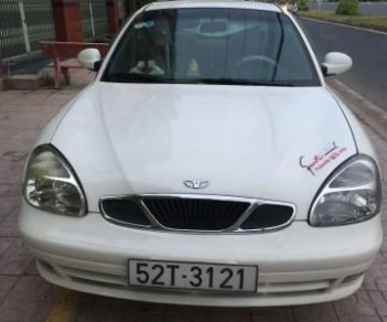 Daewoo Nubira 2001 - Cần bán xe Daewoo Nubira năm 2001, màu trắng, giá chỉ 110 triệu