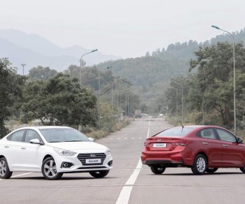 Hyundai Accent 1.4 MT 2018 - Cần bán Hyundai Accent 1.4 MT đời 2018, màu trắng