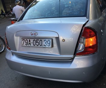 Hyundai Accent 2010 - Bán Hyundai Accent đời 2010, màu bạc, nhập khẩu nguyên chiếc