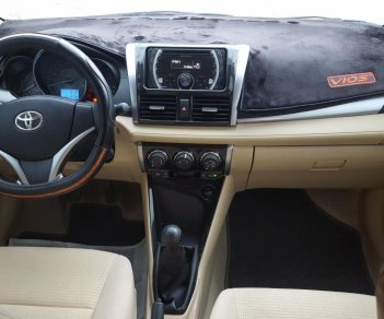 Toyota Vios E 2017 - Bán Toyota Vios E sản xuất 2017, màu vàng, 506tr