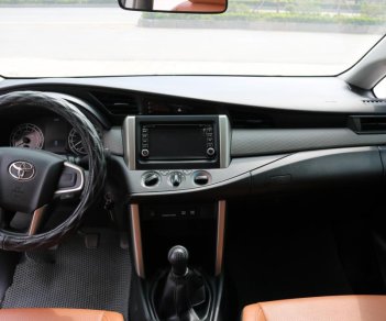 Kia Cerato 1.6AT 2016 - Bán Kia Cerato 1.6AT sản xuất 2016, màu đen, giá cạnh tranh