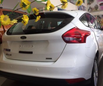 Ford Focus Trend 2018 - Bán Focus 1.5 Ecoboost, 580 triệu, KM dán phim, camera de