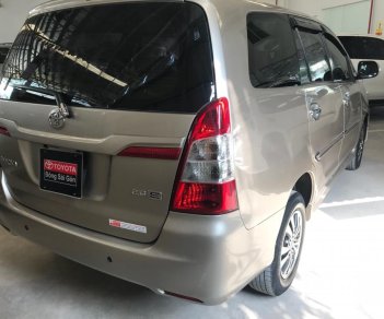 Toyota Innova E 2015 - Bán xe Innova E, màu bạc, sản xuất 2015, hỗ trợ tài chính