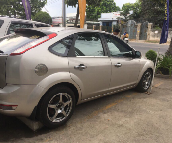 Ford Focus 1.8 AT 2010 - Bán Ford Focus 1.8 AT đời 2010 màu ghi vàng, giá thương lượng, hỗ trợ ngân hàng lãi suất ưu đãi, Hotline: 090.12678.55