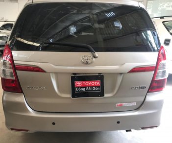 Toyota Innova E 2015 - Bán xe Innova E, màu bạc, sản xuất 2015, hỗ trợ tài chính