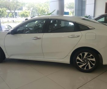 Honda Civic 1.8V 2018 - Bán Honda Civic 1.8E 2018, màu trắng, nhập khẩu nguyên chiếc từ Thái, mới chính hãng, giao xe sớm, 0933 87 28 28