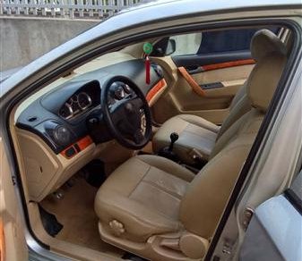 Daewoo Gentra SX   2009 - Bán xe Daewoo Gentra SX đời 2009, màu bạc 