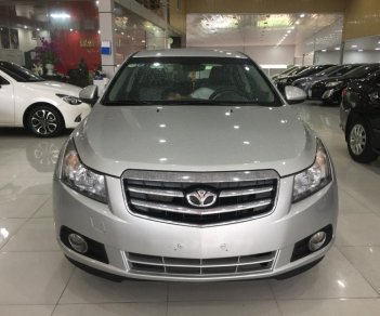 Daewoo Lacetti 2010 - Cần bán xe Daewoo Lacetti đời 2010, màu bạc, nhập khẩu nguyên chiếc, giá cạnh tranh