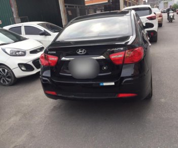 Hyundai Avante 1.6 MT 2013 - Cần bán lại xe Hyundai Avante 1.6 MT năm 2013, màu đen, số sàn