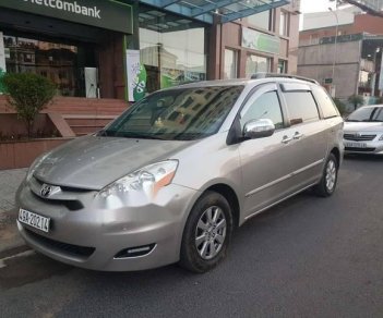 Toyota Sienna 2007 - Cần bán xe Toyota Sienna 2007, màu bạc, 695tr