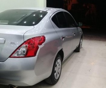 Nissan Sunny 2016 - Bán ô tô Nissan Sunny sản xuất năm 2016, màu bạc, nhập khẩu như mới, giá chỉ 395 triệu