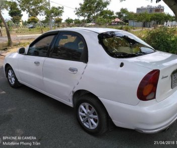 Daewoo Lanos 2002 - Bán xe Daewoo Lanos đời 2002, màu trắng, xe gia đình