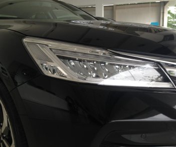 Honda Accord AT 2018 - Bán xe Honda Accord 2018 - Biên Hoà Đồng Nai- Giá thuế mới 1 tỷ 203tr, giao xe sớm, hỗ trợ NH 80%