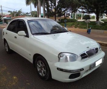 Daewoo Lanos  SX 2001 - Bán ô tô Daewoo Lanos SX đời 2001, màu trắng  