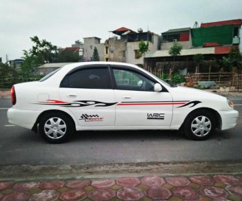 Daewoo Lanos Sx 2001 - Bán ô tô Daewoo Lanos Sx sản xuất 2001, màu trắng, 65tr