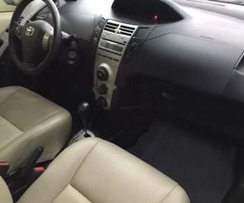 Toyota Yaris 1.5 2011 - Cần bán xe Toyota Yaris 1.5 năm 2011, màu bạc, nhập khẩu