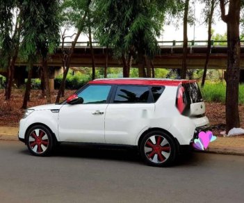 Kia Soul  2.0 2014 - Bán ô tô Kia Soul 2.0 đời 2014, hai màu, nhập khẩu ít sử dụng