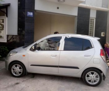 Hyundai i10 2010 - Bán Hyundai i10 sản xuất năm 2010, màu bạc, nhập, xe gia đình, 260 triệu