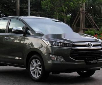 Toyota Innova 2018 - Cần bán xe Toyota Innova năm sản xuất 2018, giá 493tr