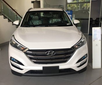 Hyundai Tucson 2.0 MPI  2018 - Bán Hyundai Tucson 2018 đủ màu, chỉ 760tr có hỗ trợ trả góp lên đến hơn 80%, liên hệ: Hữu Sinh 0905.967.556