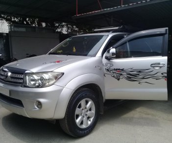 Toyota Fortuner 2010 - Bán gấp Toyota Fortuner 2.7V tự động, chính chủ Hà Nội