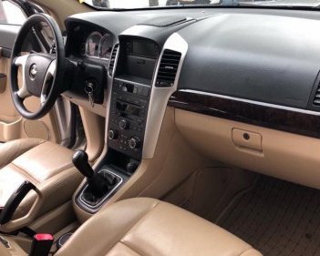 Chevrolet Captiva LT 2008 - Bán Chevrolet Captiva LT đời 2008, màu bạc