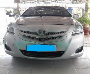 Toyota Vios Limo 2010 - Bán Toyota Vios Limo năm sản xuất 2010, màu bạc, giá tốt