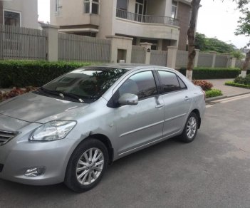 Toyota Vios 1.5E 2010 - Bán Toyota Vios 1.5E đời 2010, màu bạc số sàn, 318tr