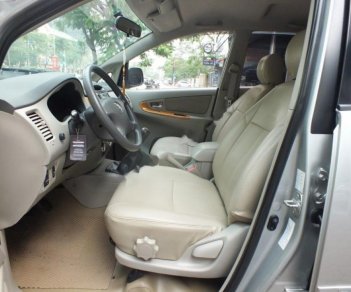 Toyota Innova G 2012 - Cần bán lại xe Toyota Innova G sản xuất 2012 số sàn