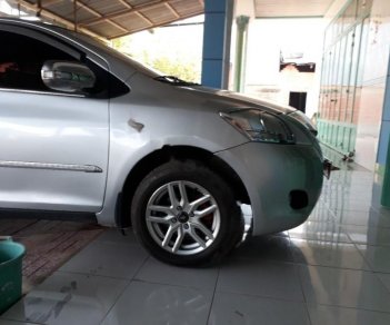 Toyota Vios Limo 2010 - Bán Toyota Vios Limo năm sản xuất 2010, màu bạc, giá tốt